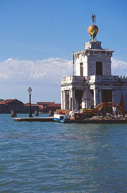 Venise_porte-de-la-douane