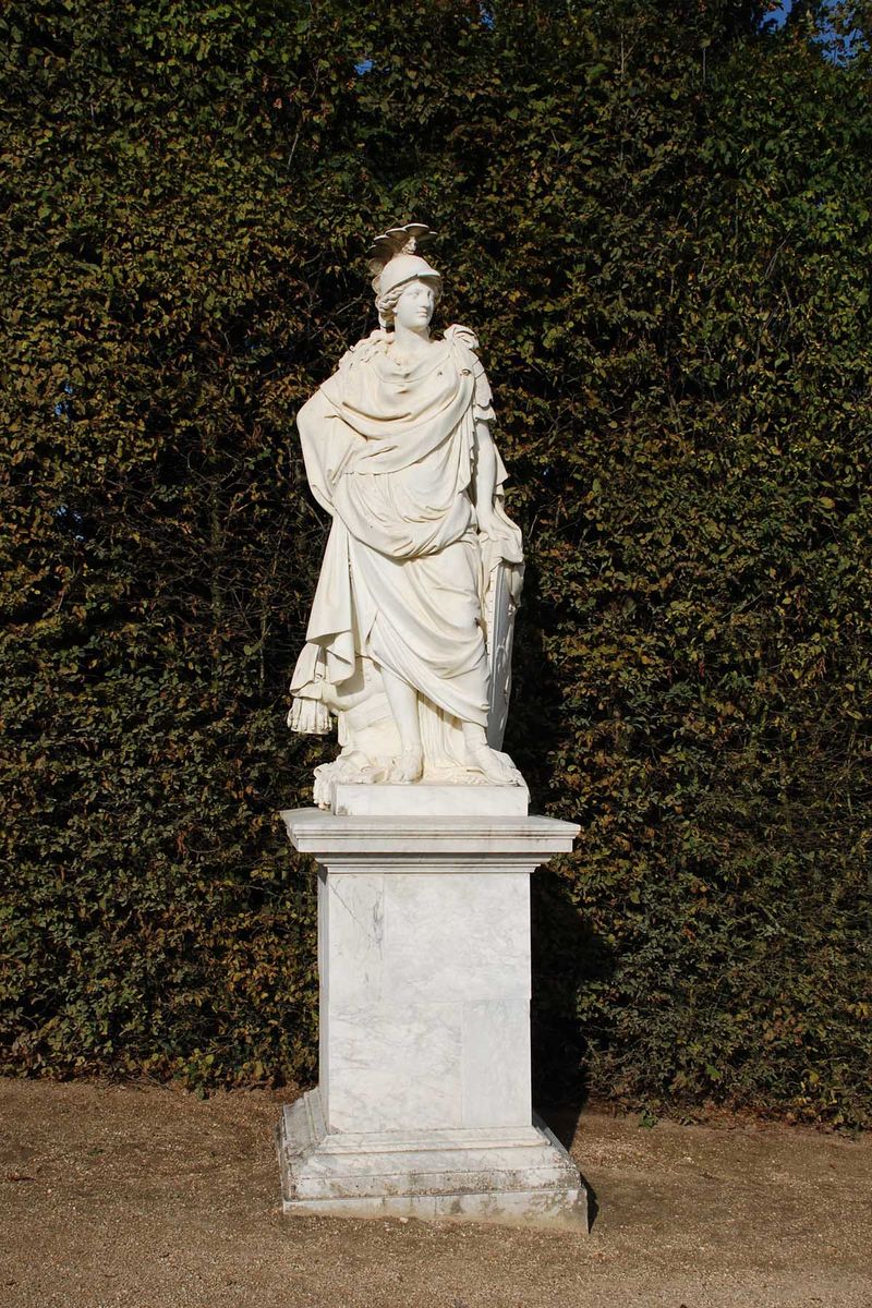 Statue-europe(c)www.all-free-photos.com. 