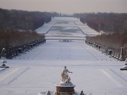 Le château de Versailles sous la neige © EPV